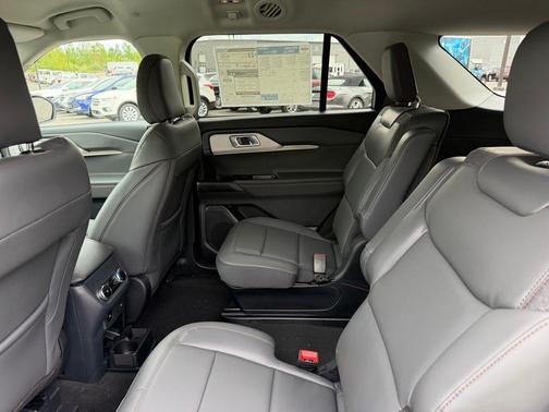 Carbonized Gray Metallic 2026 Ford Explorer Active
