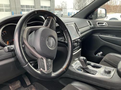 2020 Jeep Grand Cherokee Upland