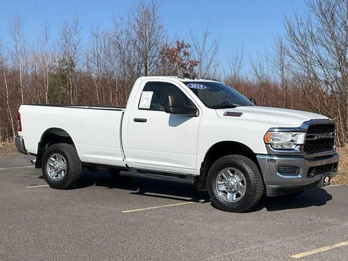 2024 RAM 2500 Tradesman Regular Cab 4x4 8' Box