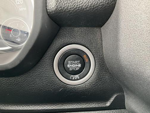 2024 RAM 2500 Tradesman Regular Cab 4x4 8' Box