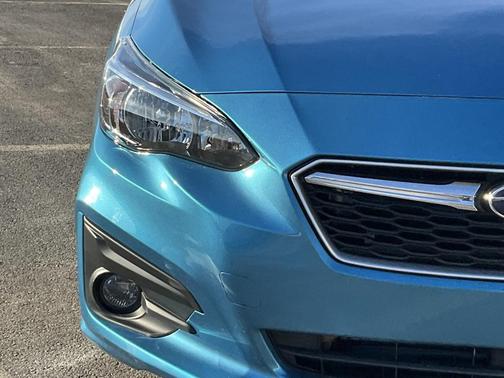 2018 Subaru Impreza 2.0i Premium