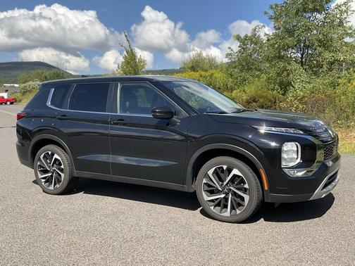 2023 Mitsubishi Outlander SE 2.5 S-AWC
