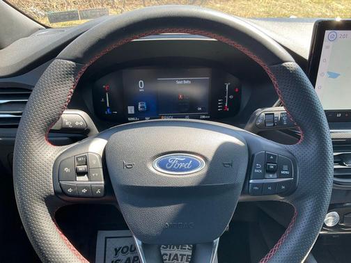 Iconic Silver Metallic 2023 Ford Escape ST-Line