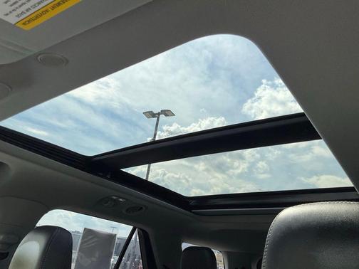 Carbonized Gray Metallic 2022 Ford Explorer XLT
