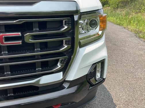 2022 GMC Canyon AT4