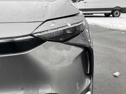 2024 Toyota bZ4X XLE