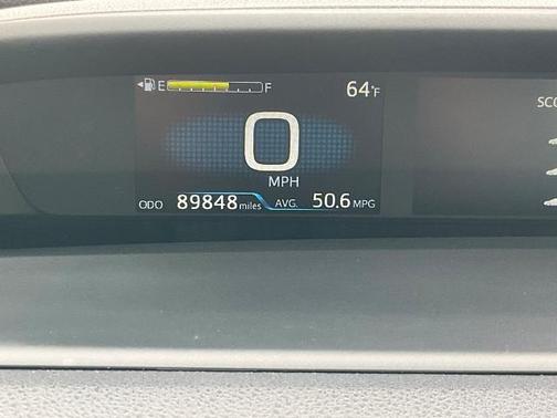 2021 Toyota Prius XLE