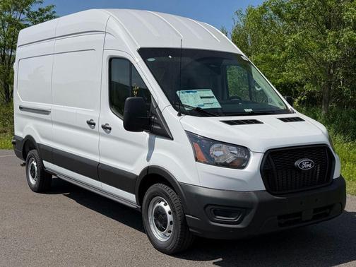 Oxford White 2026 Ford Transit-250 Base