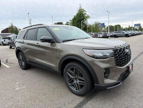 Marsh Gray 2026 Ford Explorer ST-Line
