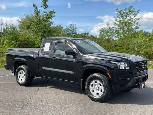 Super Black 2024 Nissan Frontier S