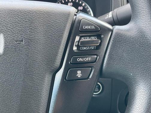 Super Black 2024 Nissan Frontier S