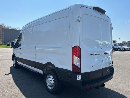 Oxford White 2026 Ford Transit-250 Base