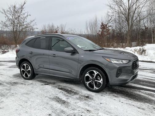 2023 Ford Escape ST-Line Select