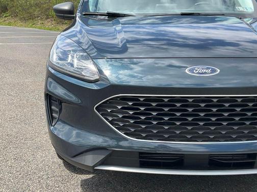 Stone Blue Metallic 2022 Ford Escape SE