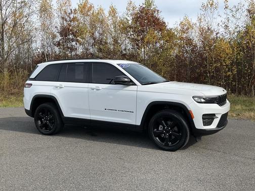 2023 Jeep Grand Cherokee Altitude