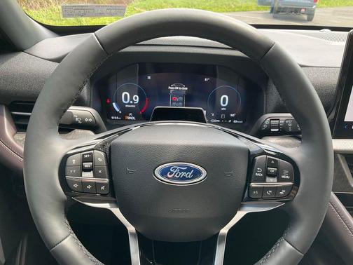 Carbonized Gray Metallic 2026 Ford Explorer Platinum