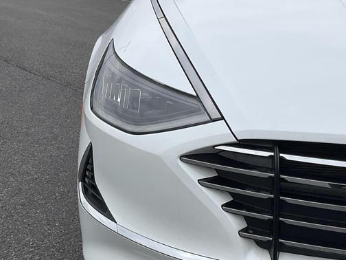 2020 Hyundai SONATA SE