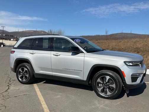 2023 Jeep Grand Cherokee 4xe Base