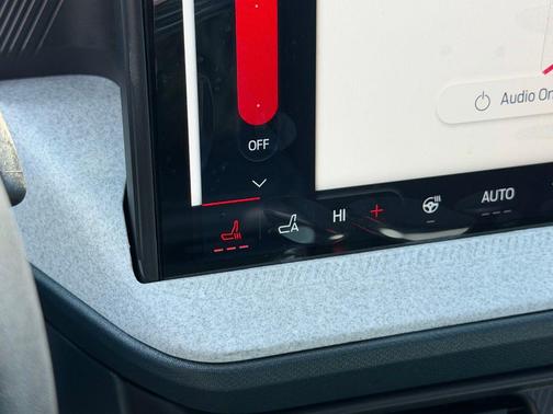 Carbonized Gray Metallic 2026 Ford Maverick XLT