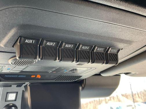 Avalanche Gray 2026 Ford Bronco Big Bend