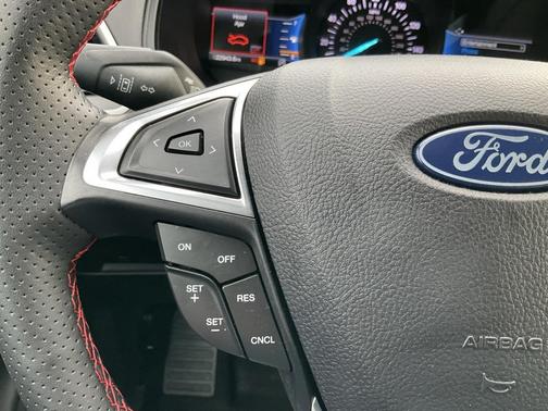 2024 Ford Edge ST Line