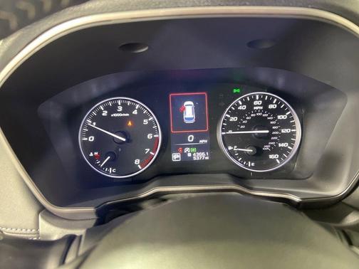 Green 2025 Subaru Outback Limited
