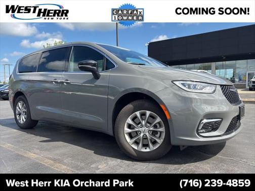 2025 Chrysler Pacifica L