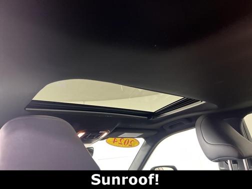 2024 Toyota Highlander 