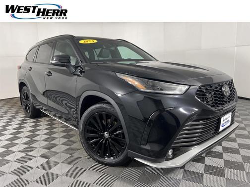 2024 Toyota Highlander 