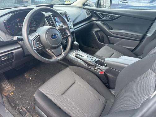2019 Subaru Impreza 2.0i