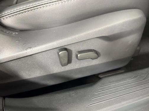 Ice Silver Metallic 2025 Subaru Outback Limited