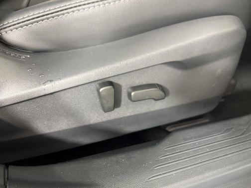 Ice Silver Metallic 2025 Subaru Outback Limited