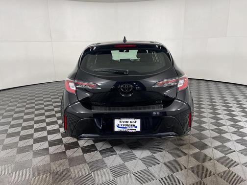 2021 Toyota Corolla Hatchback SE