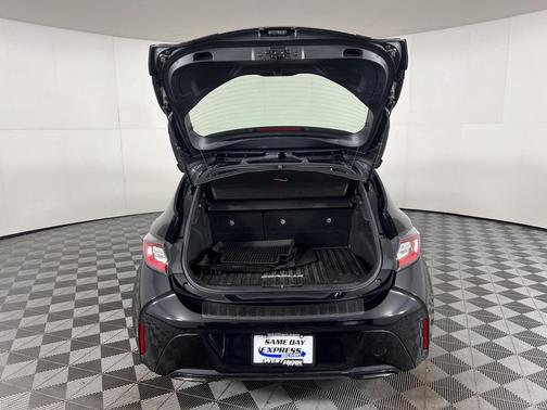 2021 Toyota Corolla Hatchback SE