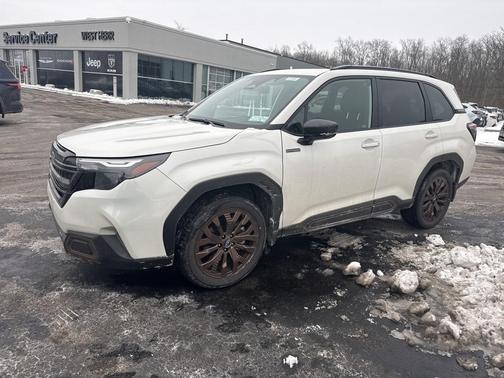 2025 Subaru Forester Hybrid Sport