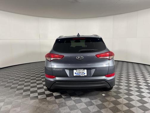 2017 Hyundai TUCSON SE Plus