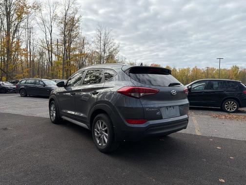 2017 Hyundai TUCSON SE Plus