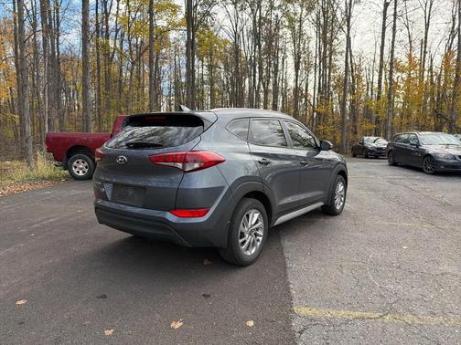 2017 Hyundai TUCSON SE Plus