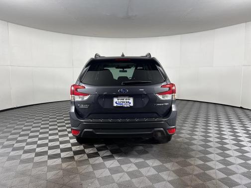 2023 Subaru Forester 2.5i Premium