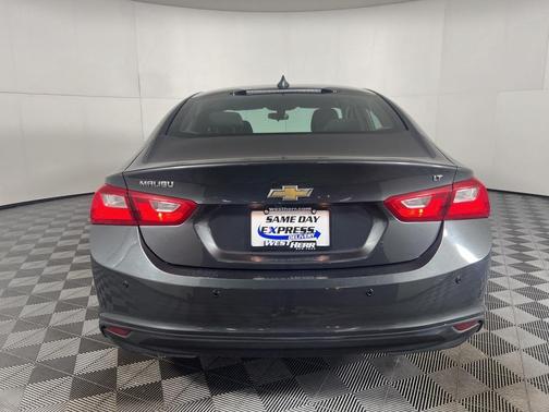 2017 Chevrolet Malibu 1LT