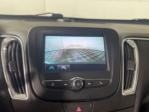 2017 Chevrolet Malibu 1LT