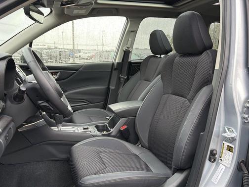 Ice Silver Metallic 2024 Subaru Forester Premium