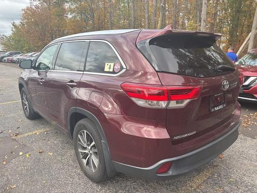 2017 Toyota Highlander 