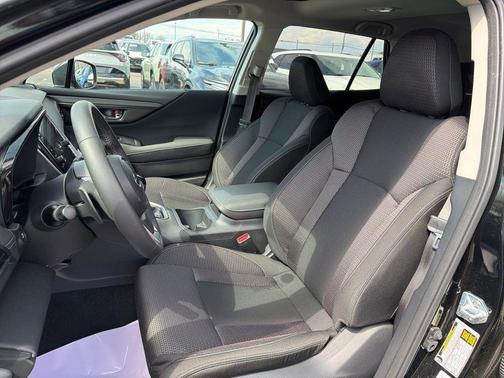 Crystal Black Silica 2025 Subaru Outback Premium