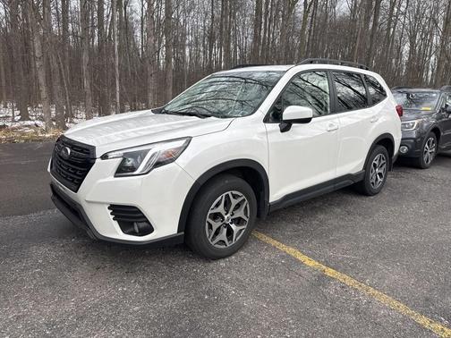 2023 Subaru Forester Premium
