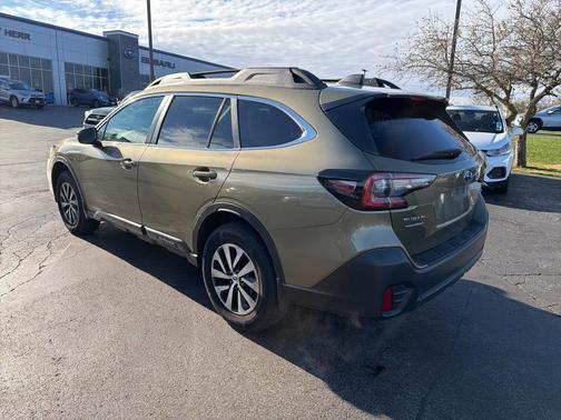 2022 Subaru Outback Premium