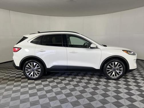 2021 Ford Escape Titanium