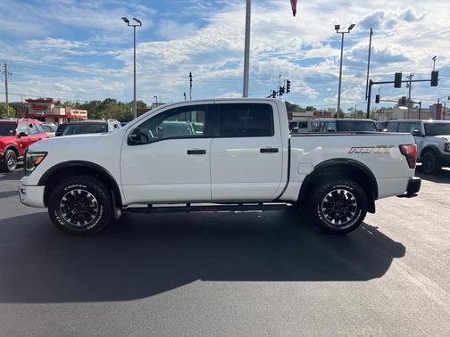 2020 Nissan Titan PRO-4X