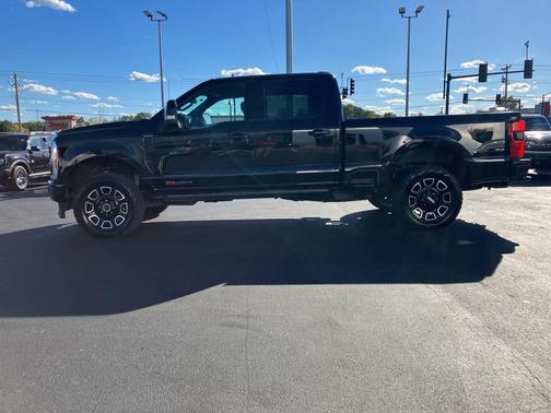 2025 Ford F-350 Platinum