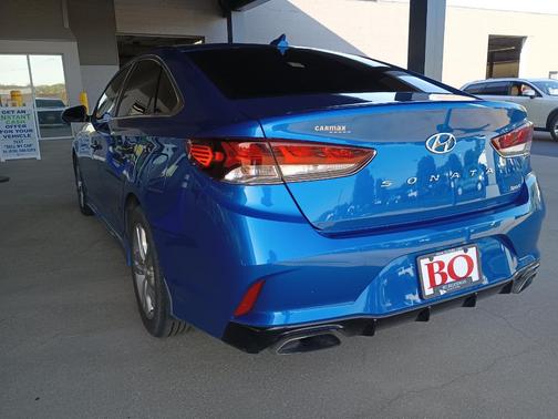 2018 Hyundai SONATA Sport